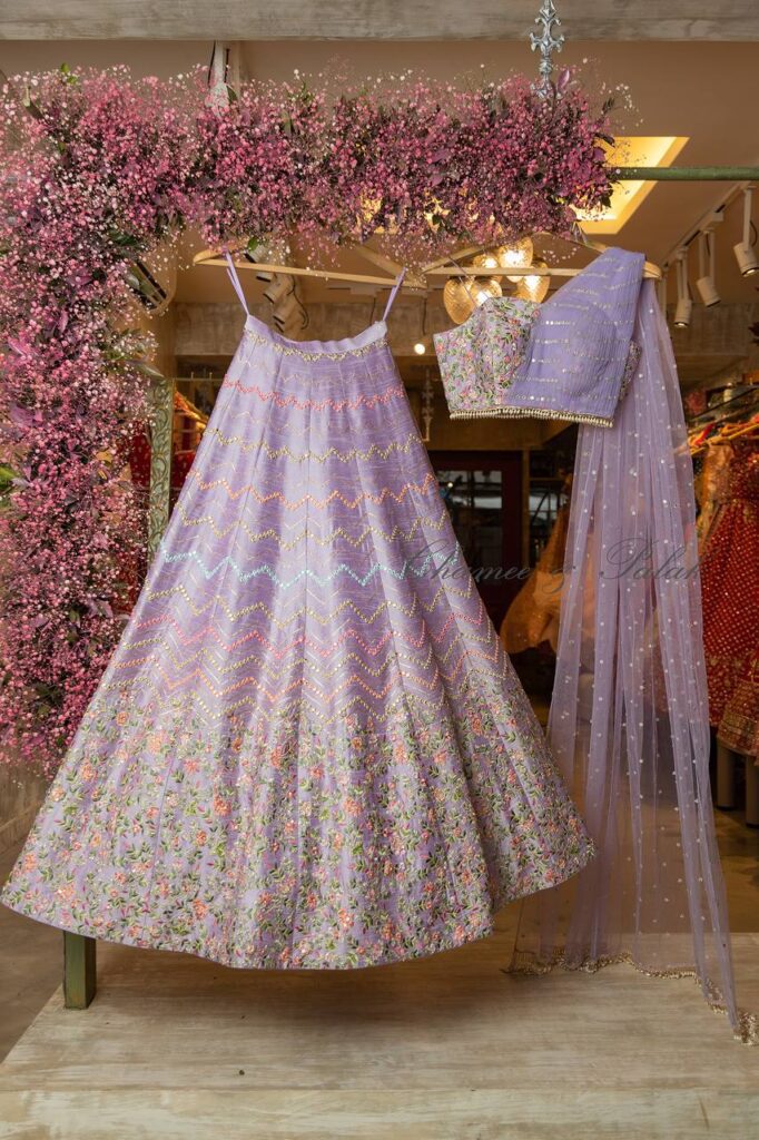 Twirl Tale lehenga