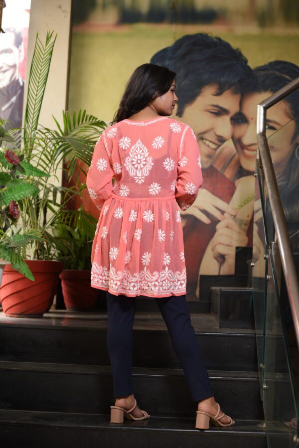 Women chikan kurti