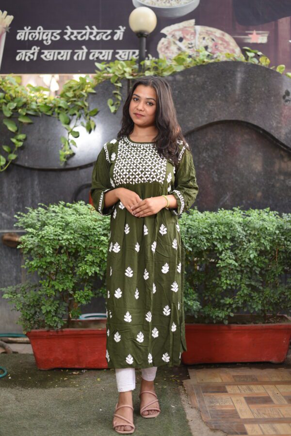 Simple & sover kadhai work kurti