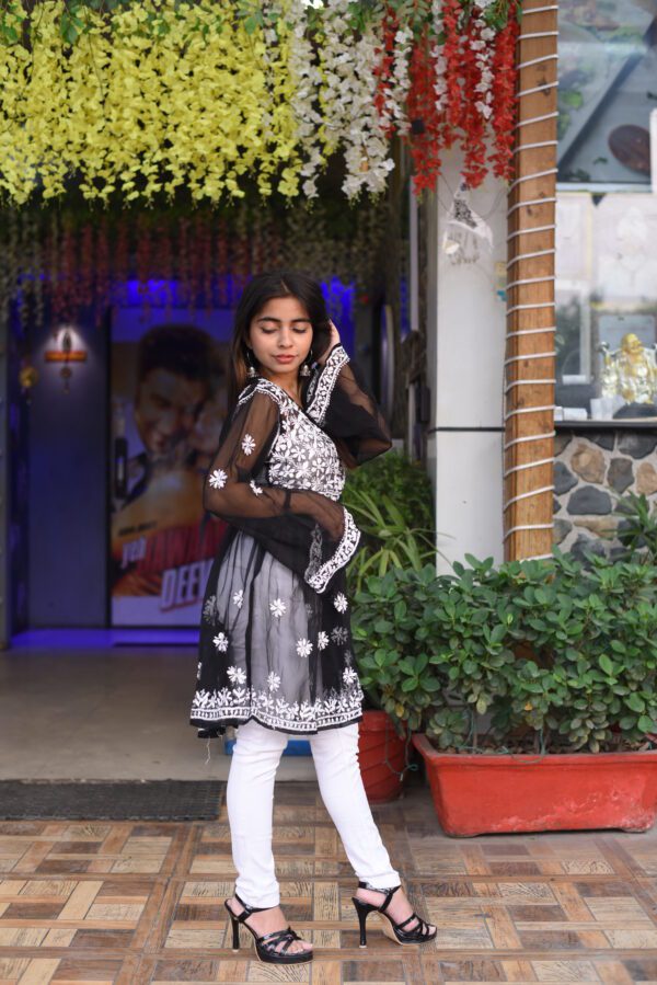 Traditional Black chikankari kurti