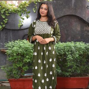 Simple & Sover kadhai work kurti