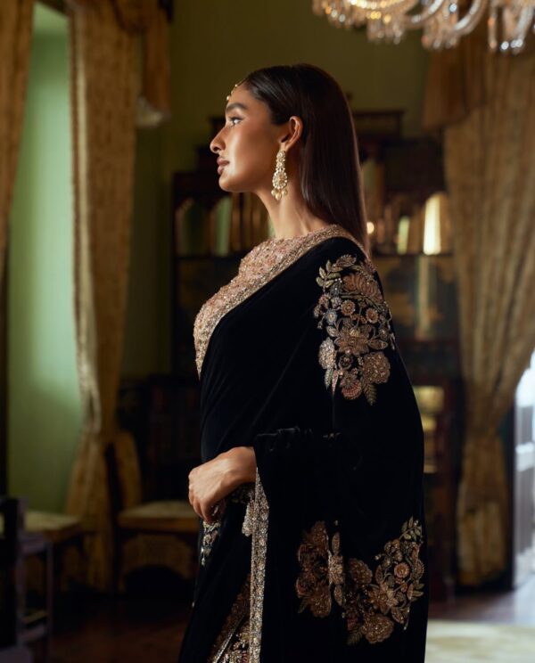 black velvet saree, designer velvet saree, party wear velvet saree, heavy embroidered black saree