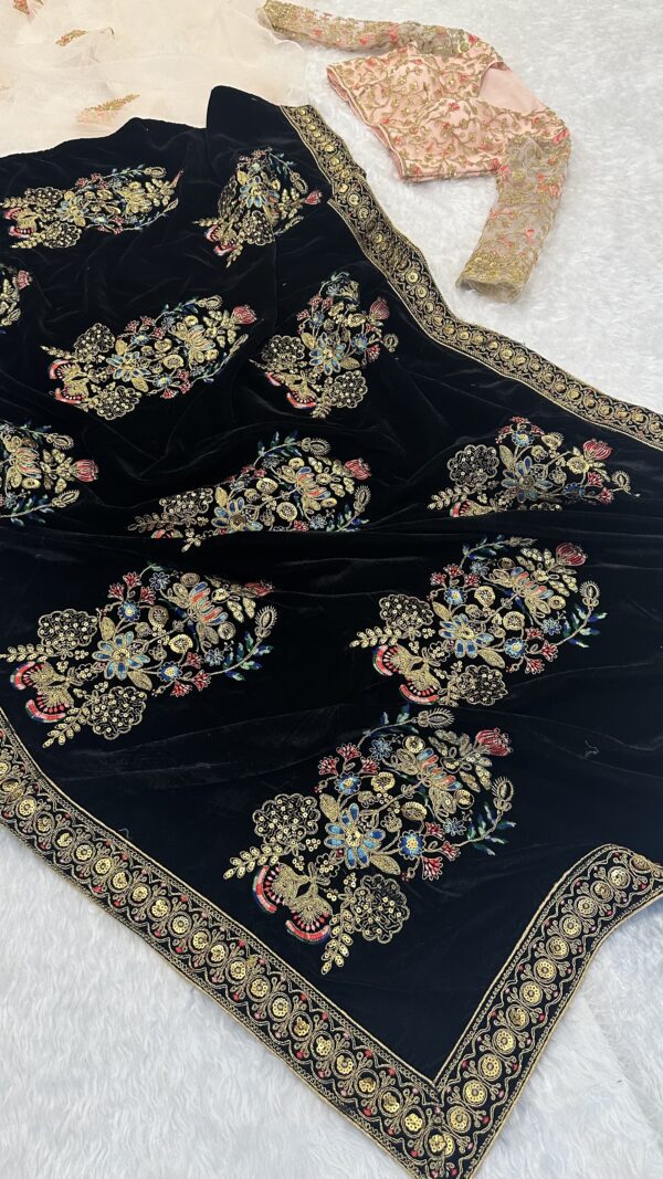 luxury velvet saree