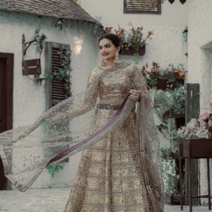 Radiant Sequin Bliss - Image 4