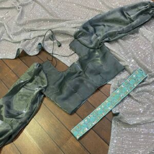 Party wear grey Saree - Image 4