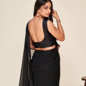 Black hot saree - Image 2