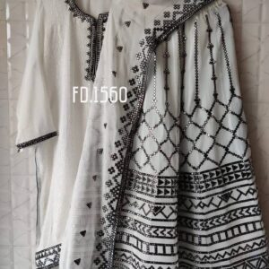 Pristine white beauty suit set - Image 1