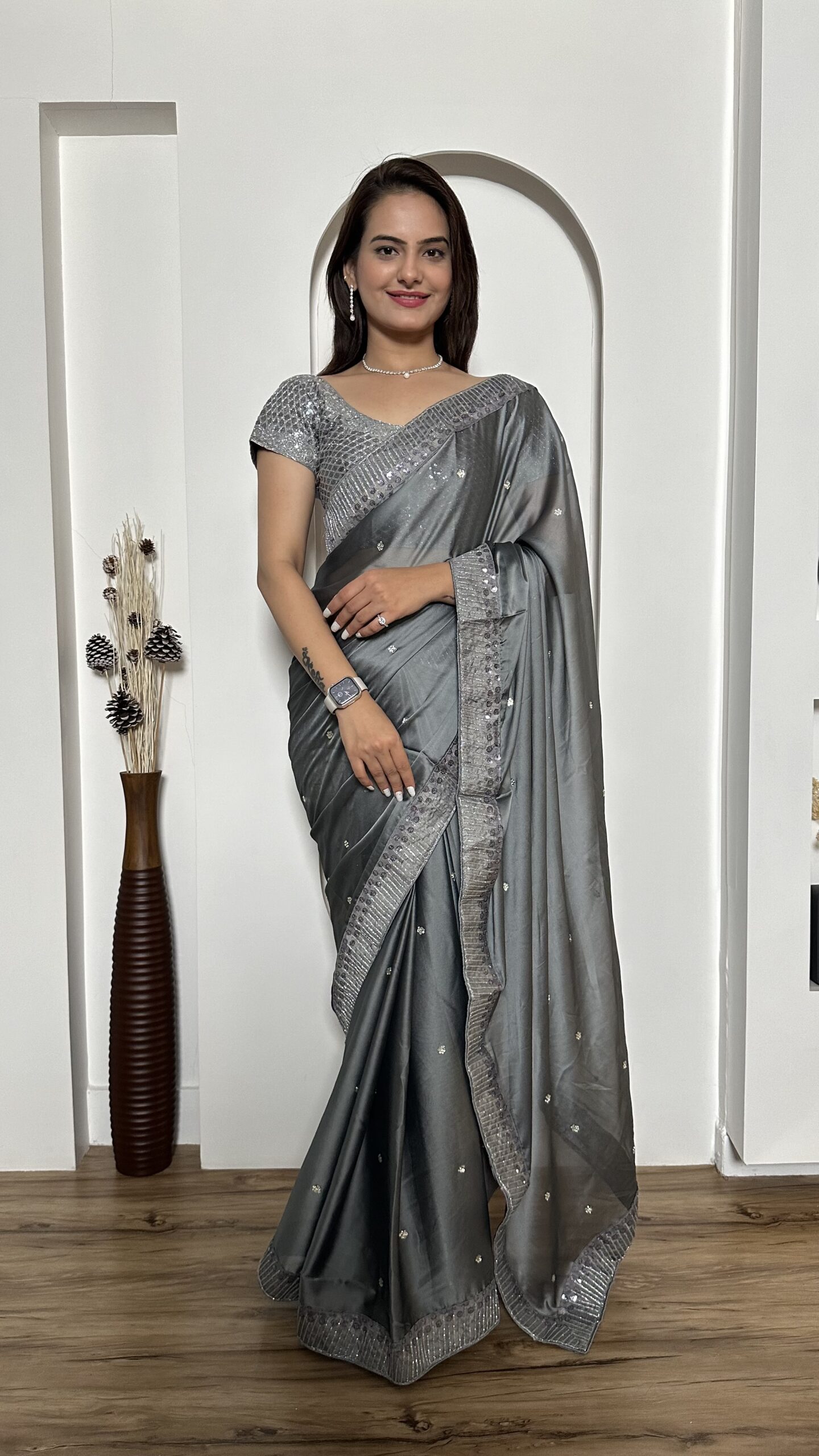 Silver Grey Rangoli Silk Saree - Image 4