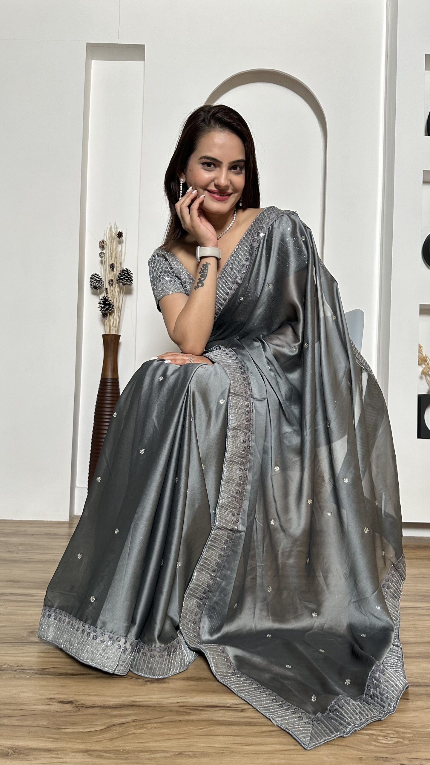 Silver Grey Rangoli Silk Saree - Image 8